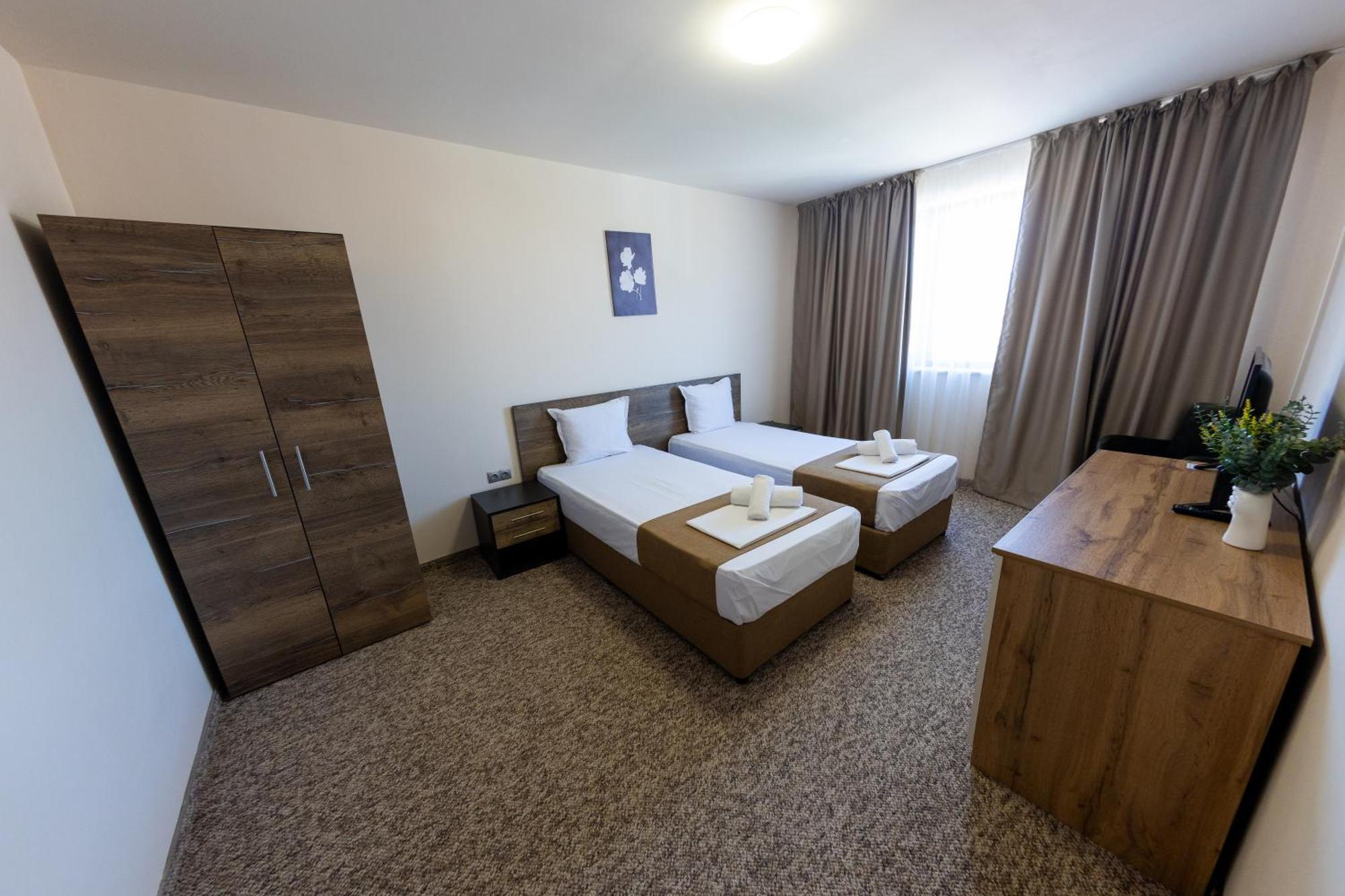 City Plaza Botewgrad Zewnętrze zdjęcie